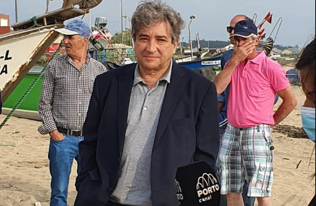  Ministro do Mar visita obras de construção da obra marítima de abrigo na zona piscatória de Angeiras. 